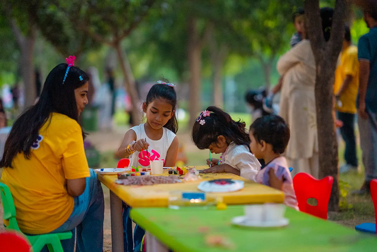 Families connecting at MommyFest